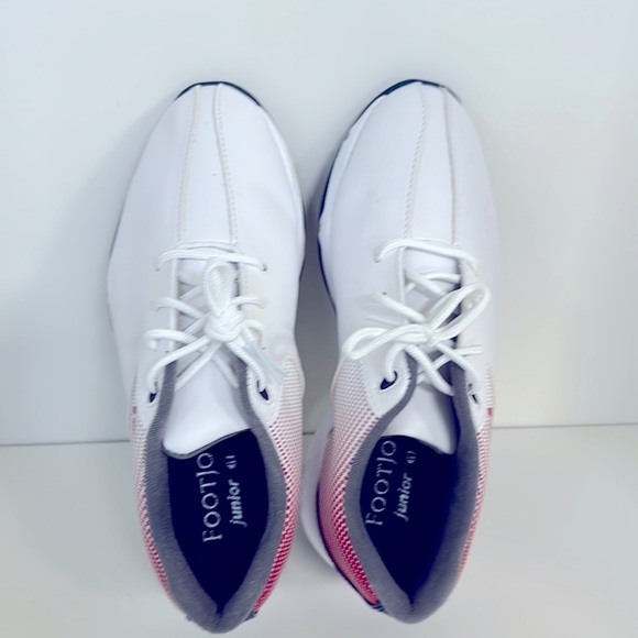 boys golf shoes size 3